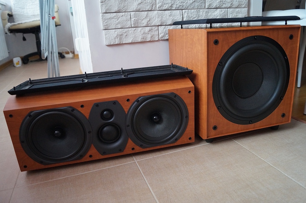 См акустик. Wharfedale SW-15. Wharfedale Diamond sw150 фазоинвертор. Wharfedale Diamond 9 cm. HPD 150sw.