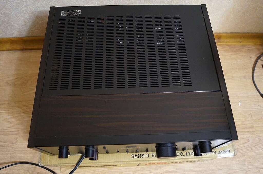 ПРОДАНО] Интегральный усилитель Sansui AU-D907G Extra - Усилители