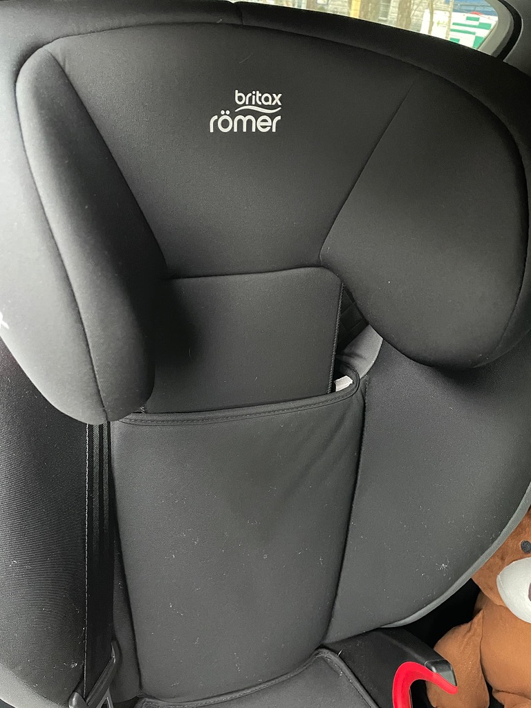 Как снять чехол с кресла britax romer