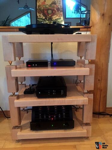 2311382-11e09ecb-timbernation-tiger-maple-highend-audio-stereo-stack-rack (1)