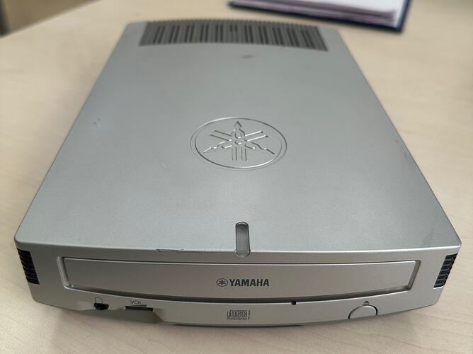 YAMAHA CRW-F1UX_03