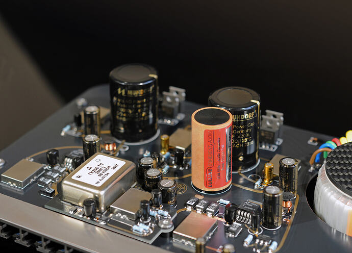 Arch Audio SWITCH-1 main pcb inside 04