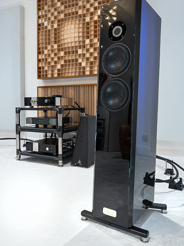 lotus_hifi-3964435583400999594_2440113413_10-20260815_201251