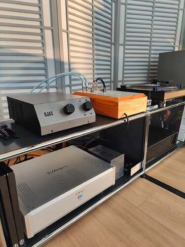 hifi.retro_1781193727_3917236298202689856_33418068141_5