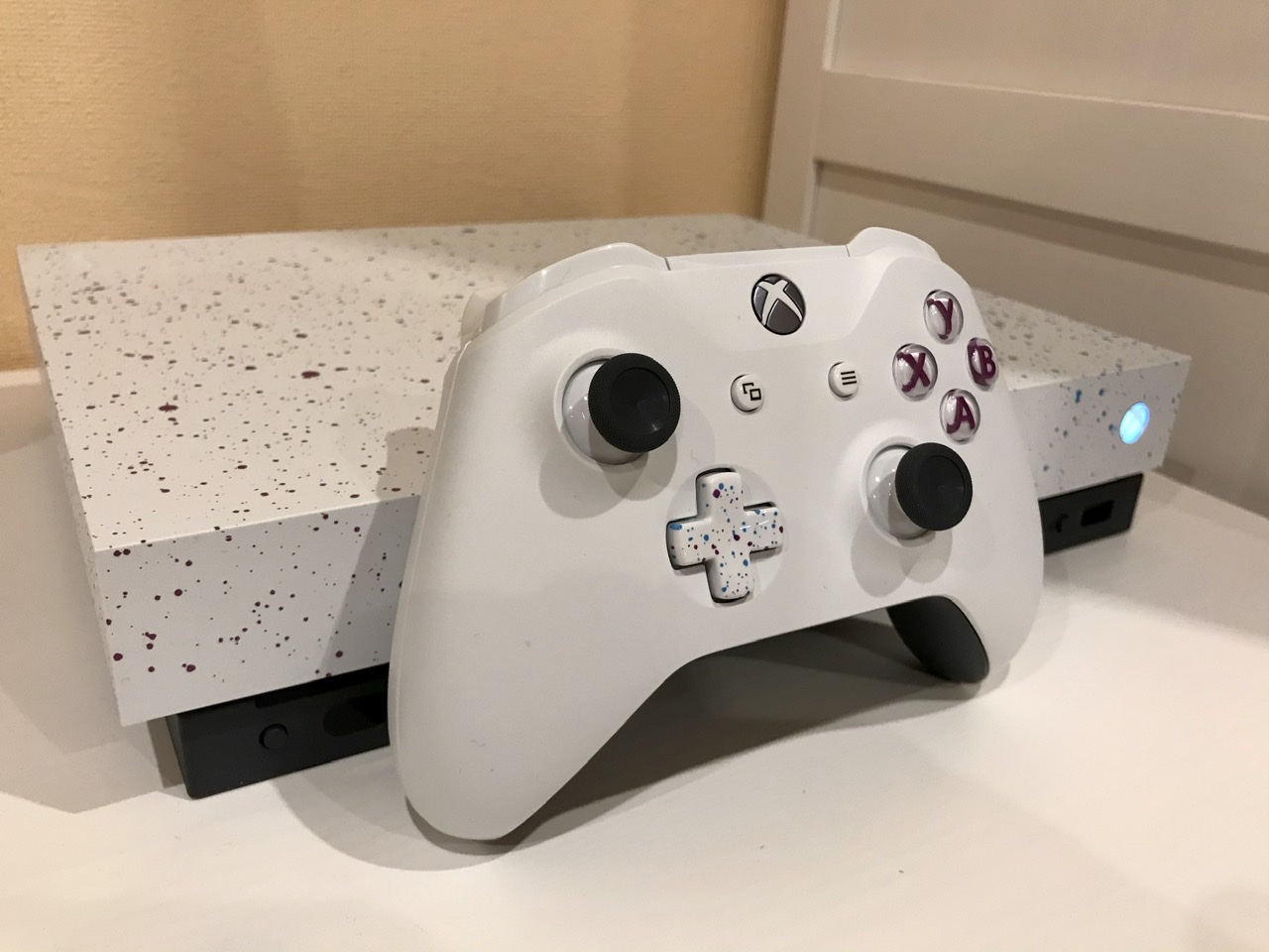 Сколько озу в xbox one s