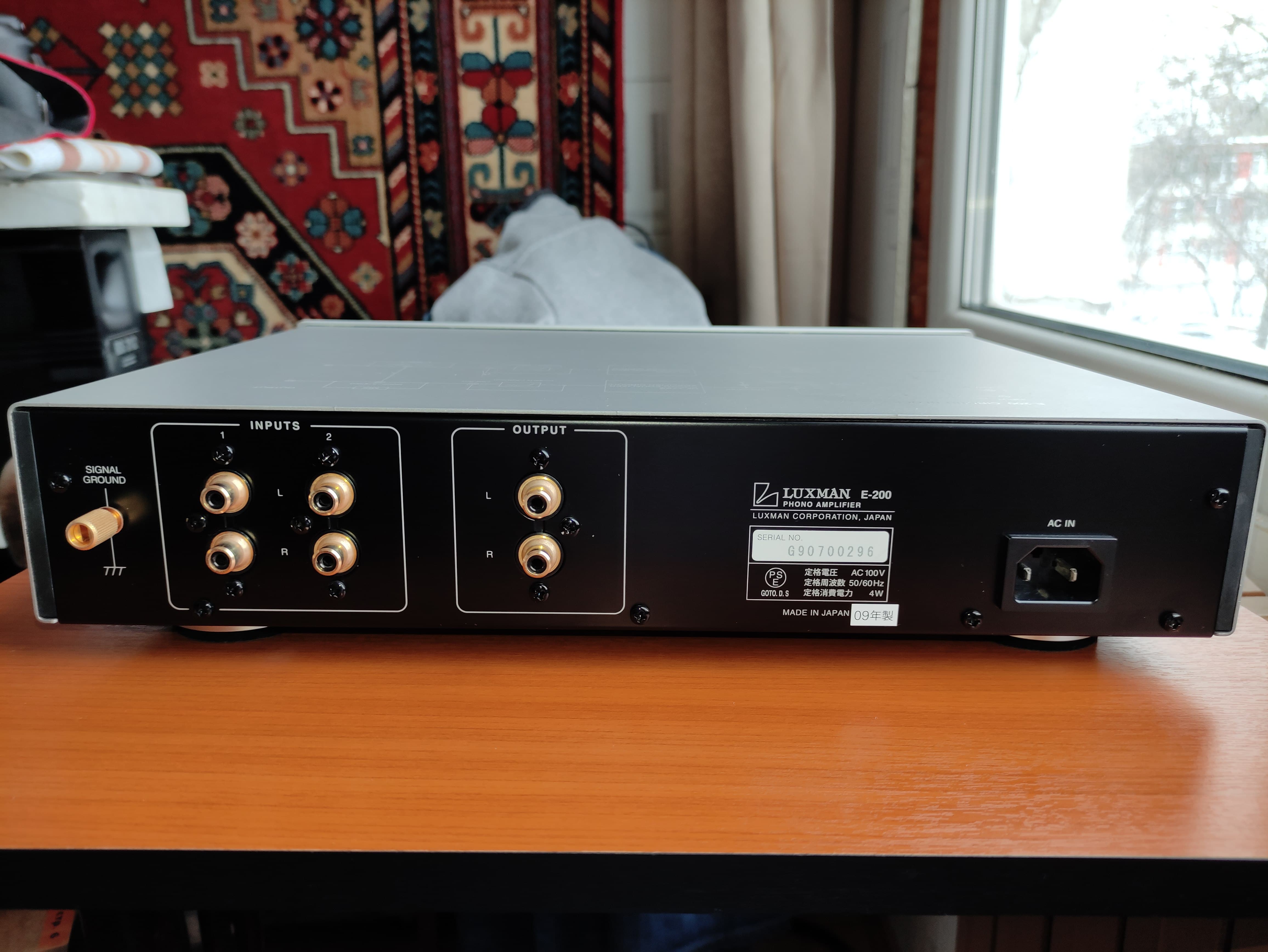 Фонокорректор Luxman E 250 Купить