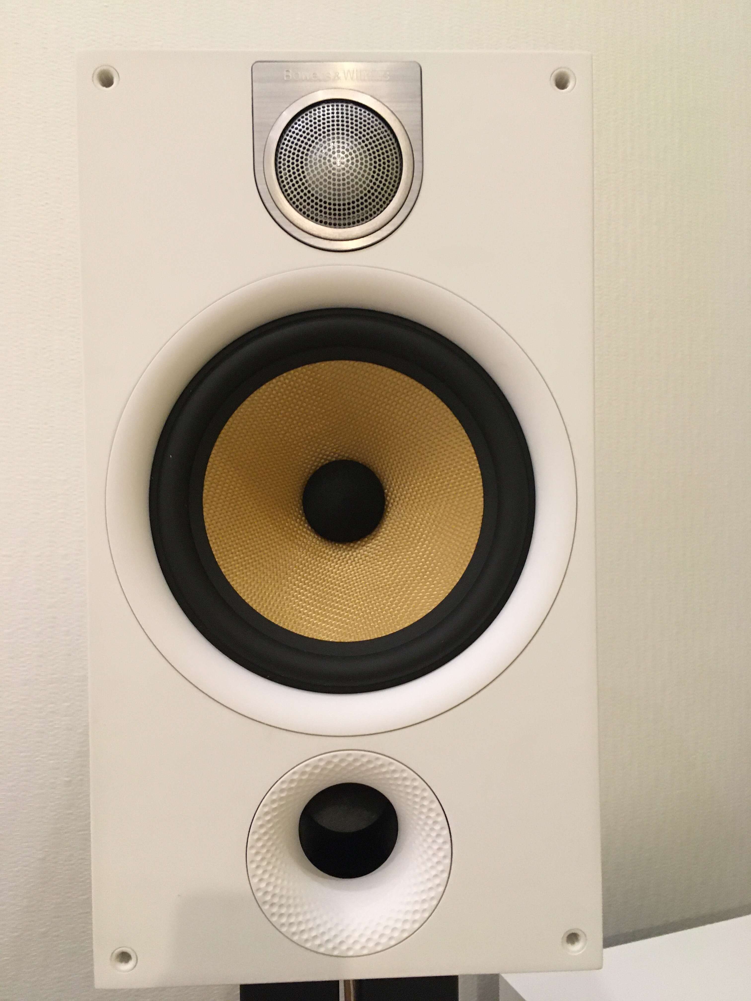 ПРОДАНО] Акустика bowers wilkins 685 s2 и стойки - Акустика - DA Stereo