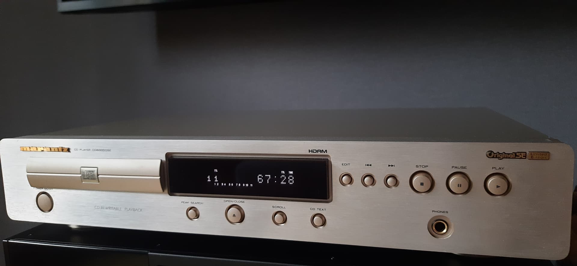 СНЯТО С ПРОДАЖИ] Продам CD плеер Marantz CD6000OSE LE - Цифровые источники  - DA Stereo