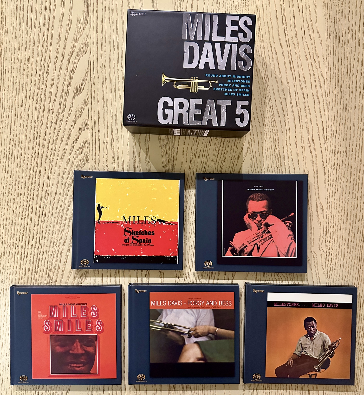 СНЯТО С ПРОДАЖИ] Продам Esoteric sacd - Miles Davis Great 5 